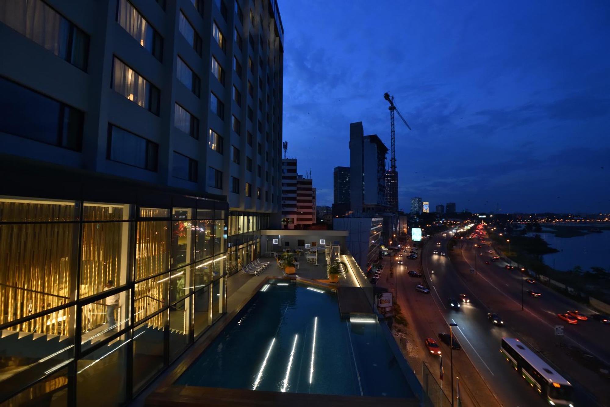 Pullman Abidjan Hotel Exterior foto